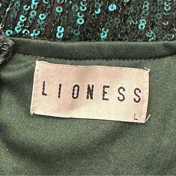 Lioness Make Your Move Mini Dress In Emerald Green Sequin, size Large - Picture 8 of 10